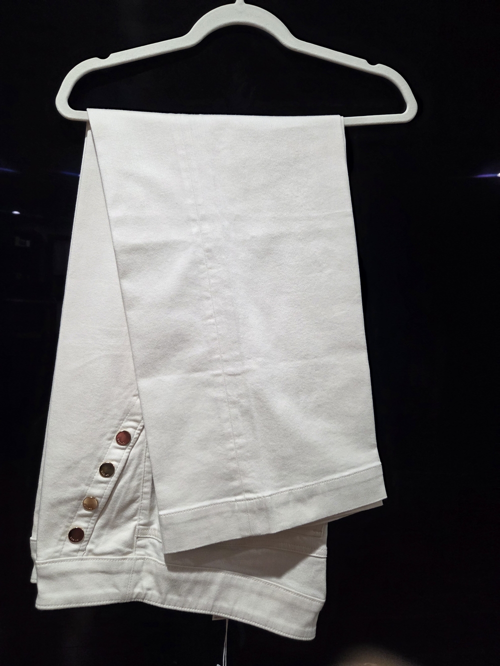 Chico's English Cream Wide Leg Jean Pants